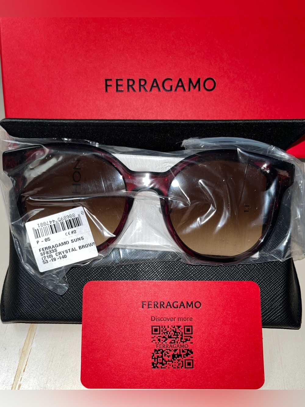 NIB Ferragamo 53mm Round Acetate Sunglasses Crystal Brown